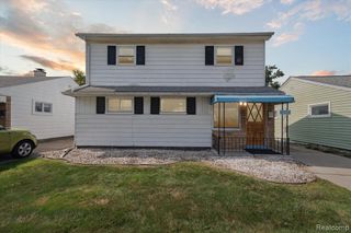 8326 Elm Street, Taylor, MI 48180