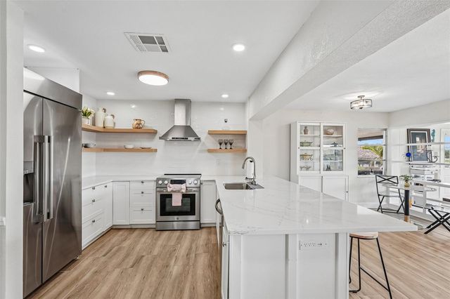 289 W TARPON BOULEVARD NW, Port Charlotte, FL 33952