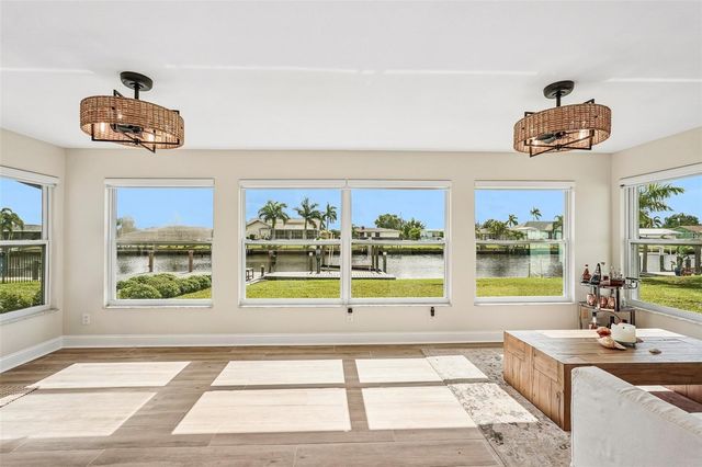 289 W TARPON BOULEVARD NW, Port Charlotte, FL 33952