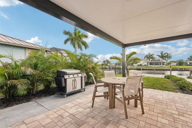 289 W TARPON BOULEVARD NW, Port Charlotte, FL 33952