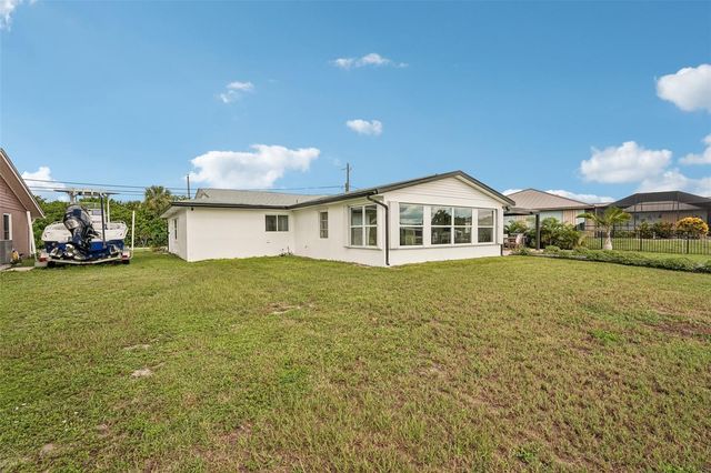 289 W TARPON BOULEVARD NW, Port Charlotte, FL 33952
