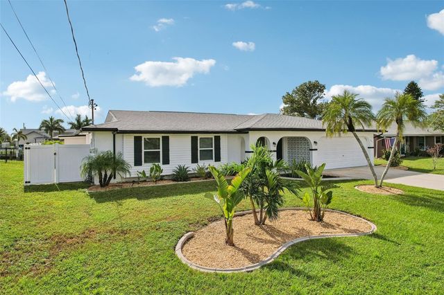 289 W TARPON BOULEVARD NW, Port Charlotte, FL 33952
