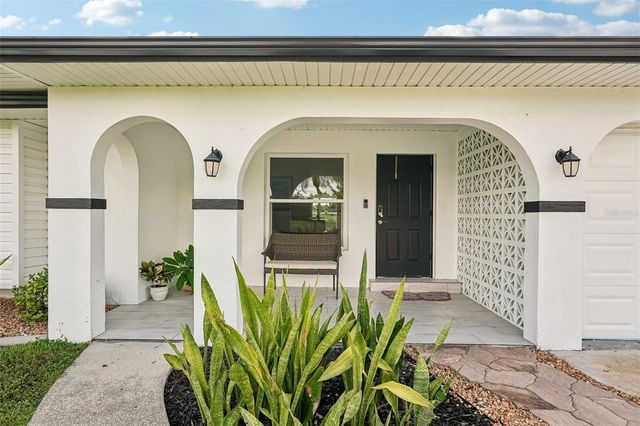 289 W TARPON BOULEVARD NW, Port Charlotte, FL 33952