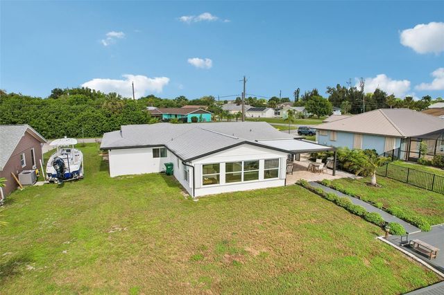 289 W TARPON BOULEVARD NW, Port Charlotte, FL 33952