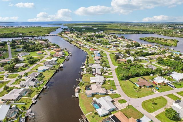 289 W TARPON BOULEVARD NW, Port Charlotte, FL 33952