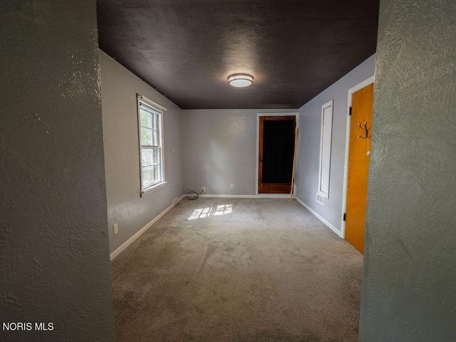 3915 Seckinger Drive, Toledo, OH 43613