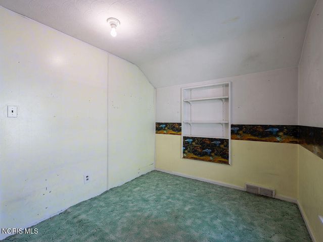 3915 Seckinger Drive, Toledo, OH 43613