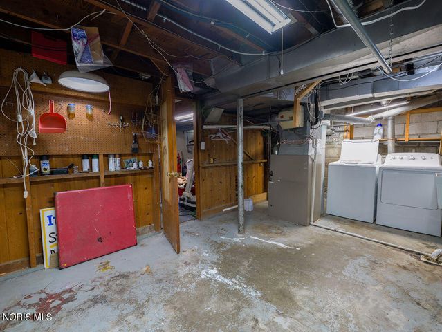 3915 Seckinger Drive, Toledo, OH 43613