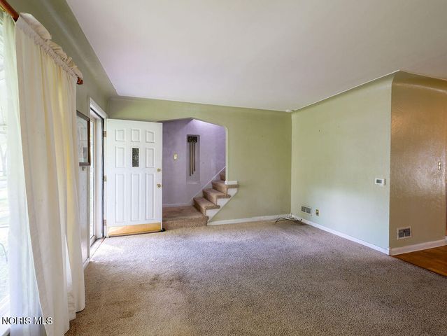 3915 Seckinger Drive, Toledo, OH 43613
