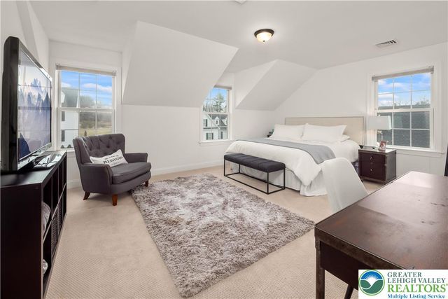 4574 Old Saucon Road, Upper Saucon Twp, PA 18015