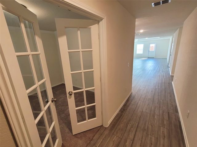 1049 Knightly Lane, Haslet, TX 76052