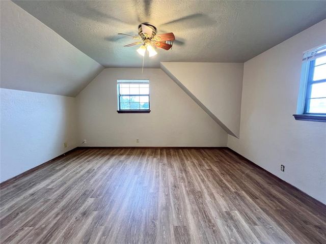 714 N 5th Street, Weatherford, OK 73096