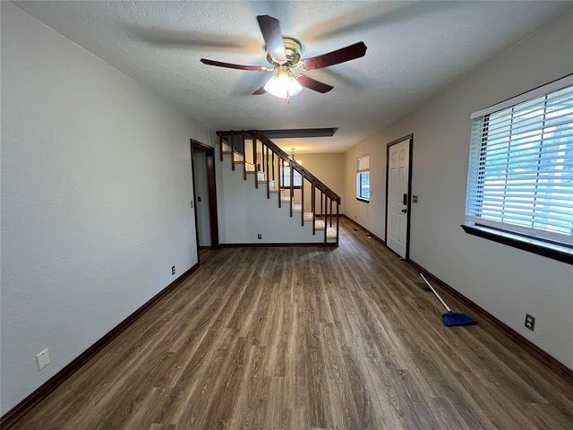 714 N 5th Street, Weatherford, OK 73096