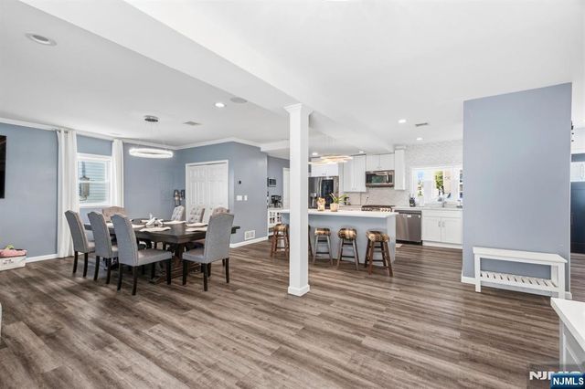 118 Howard Avenue, Rochelle Park, NJ 07662