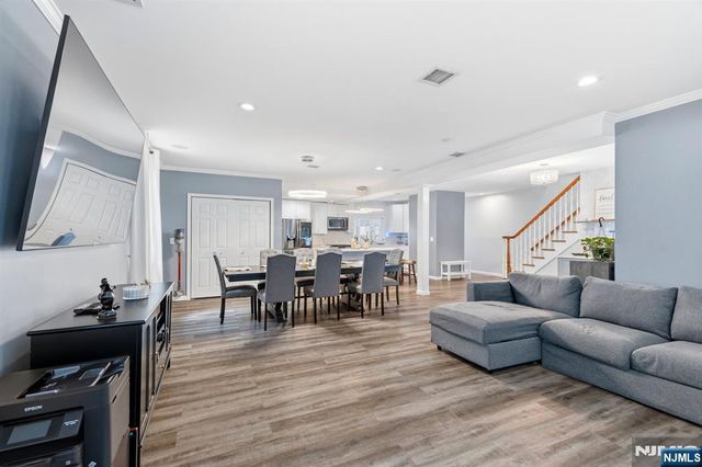 118 Howard Avenue, Rochelle Park, NJ 07662