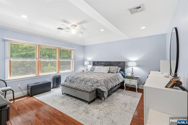 118 Howard Avenue, Rochelle Park, NJ 07662