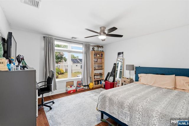 118 Howard Avenue, Rochelle Park, NJ 07662