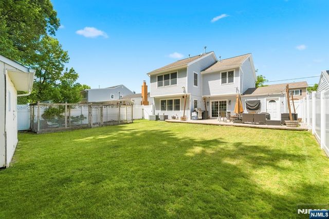 118 Howard Avenue, Rochelle Park, NJ 07662
