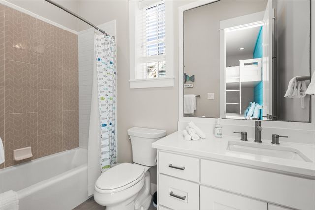 152 Sea Rocket Lane, Port Aransas, TX 78373