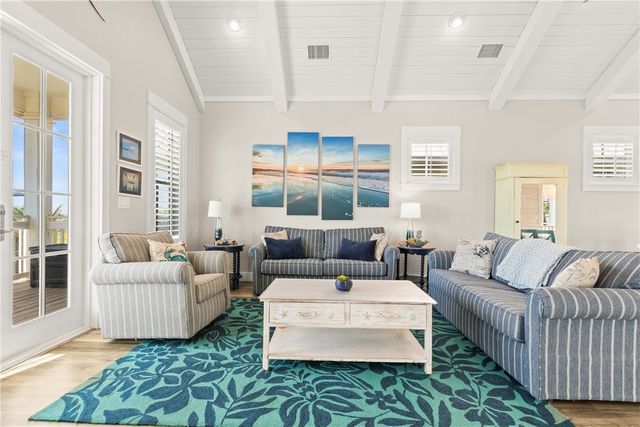 152 Sea Rocket Lane, Port Aransas, TX 78373