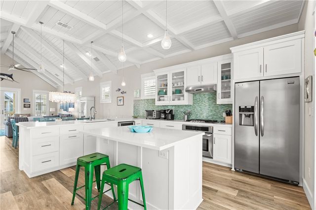 152 Sea Rocket Lane, Port Aransas, TX 78373