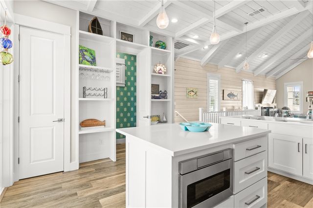 152 Sea Rocket Lane, Port Aransas, TX 78373