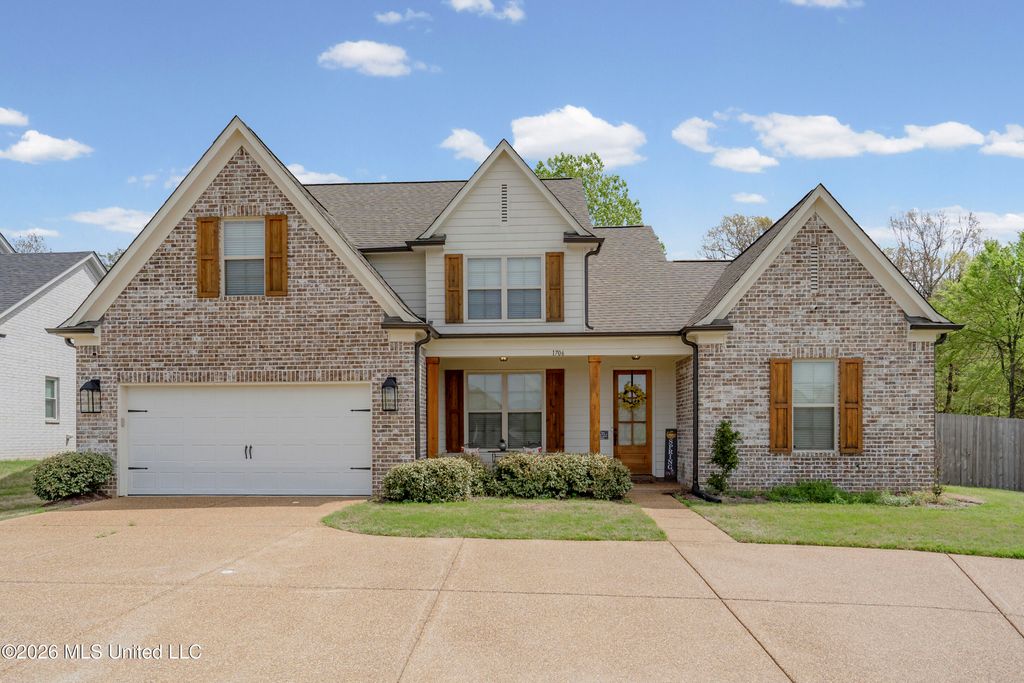 1706 Bristol Drive, Nesbit, MS 38651 — exterior