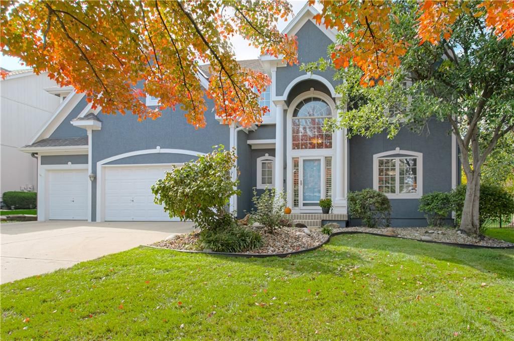 9844 Stevenson Street, Lenexa, KS 66220