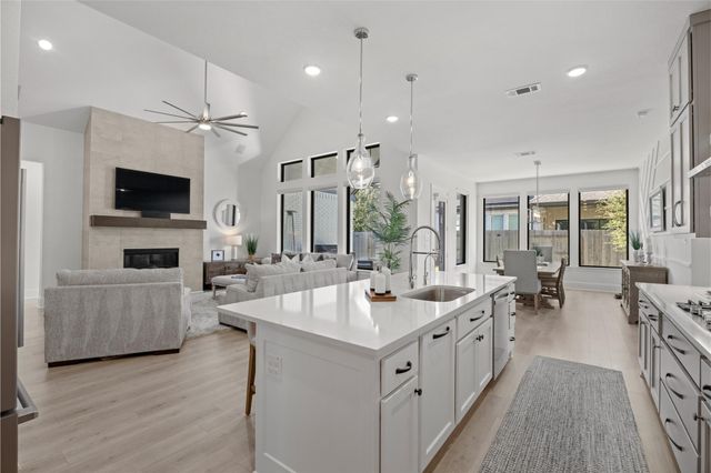 4810 Creekbend Drive, Fulshear, TX 77441