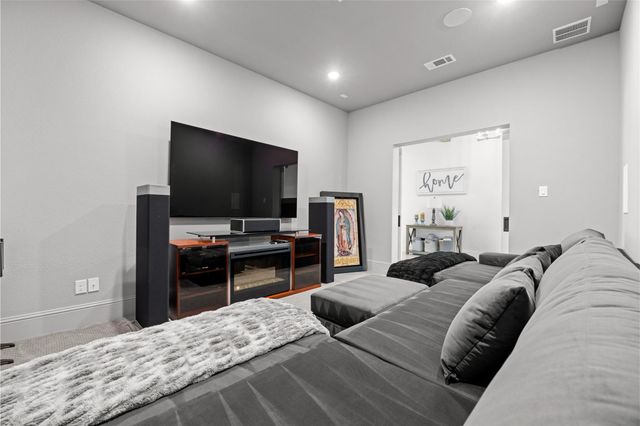 4810 Creekbend Drive, Fulshear, TX 77441