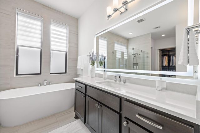 4810 Creekbend Drive, Fulshear, TX 77441