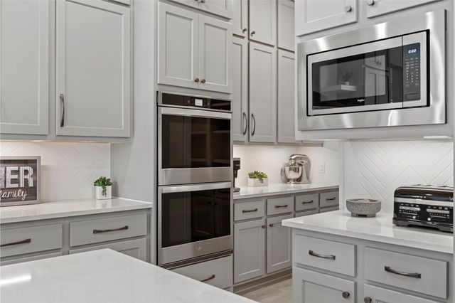 4810 Creekbend Drive, Fulshear, TX 77441