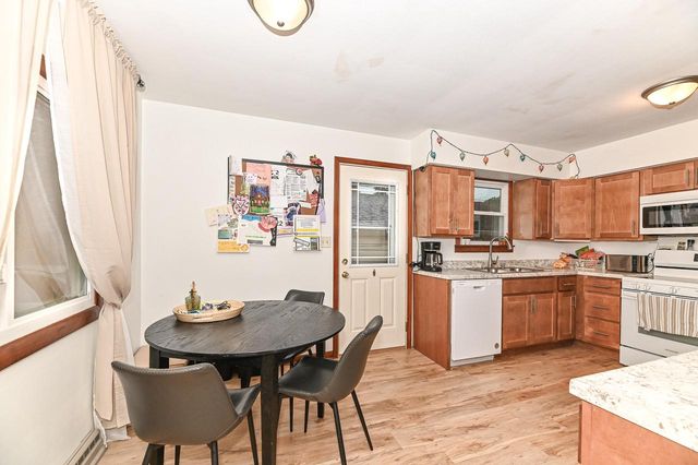 3430 Roberts STREET, Franksville, WI 53126