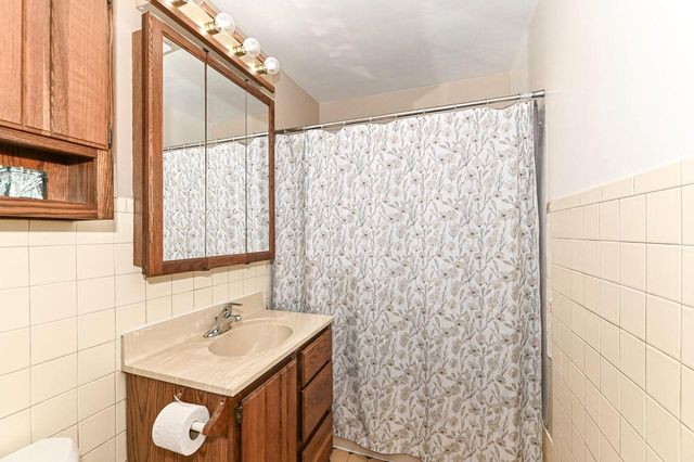 3430 Roberts STREET, Franksville, WI 53126