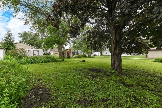 3430 Roberts STREET, Franksville, WI 53126