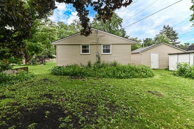 3430 Roberts STREET, Franksville, WI 53126