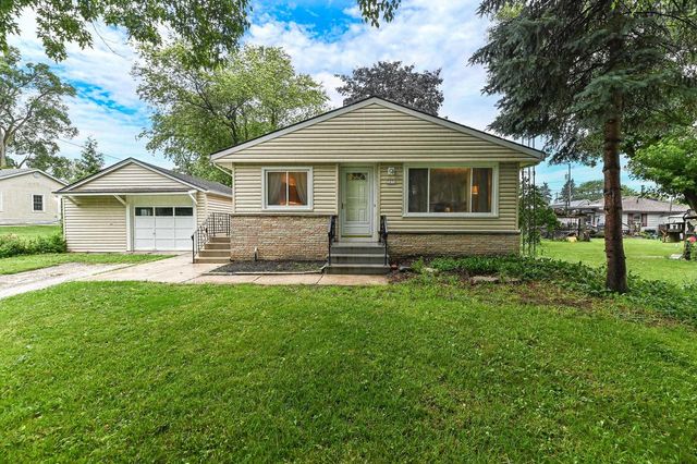 3430 Roberts STREET, Franksville, WI 53126