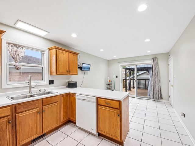 3140 Emerson Street, Franklin Park, IL 60131