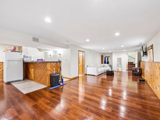 3140 Emerson Street, Franklin Park, IL 60131
