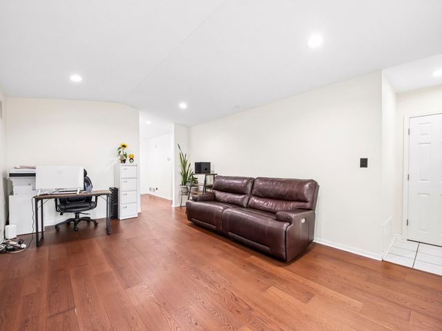 3140 Emerson Street, Franklin Park, IL 60131
