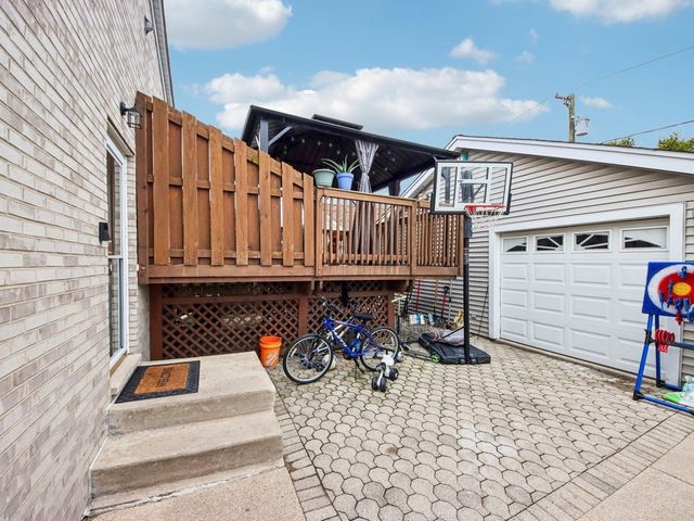 3140 Emerson Street, Franklin Park, IL 60131