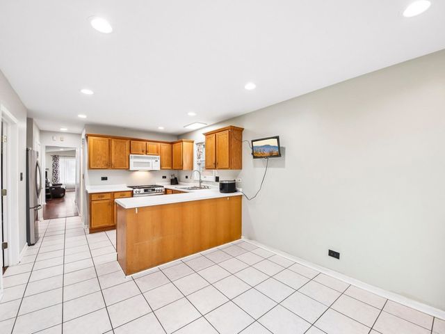 3140 Emerson Street, Franklin Park, IL 60131