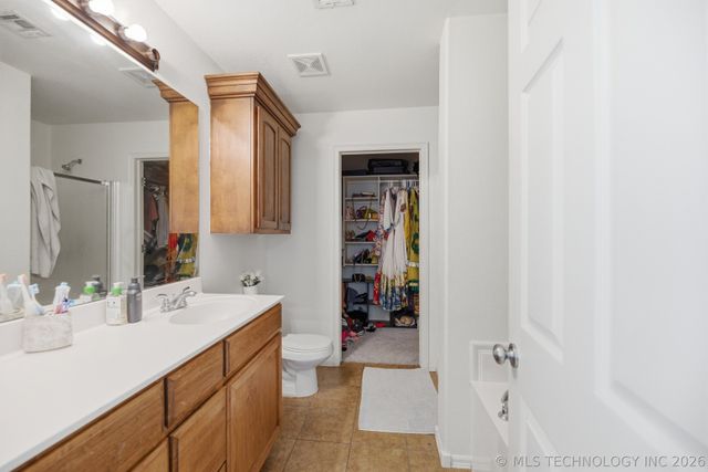 4104 W 105th Street S, Jenks, OK 74037