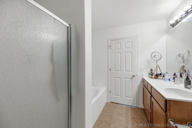 4104 W 105th Street S, Jenks, OK 74037