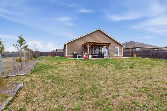4104 W 105th Street S, Jenks, OK 74037