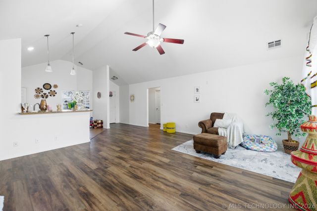 4104 W 105th Street S, Jenks, OK 74037