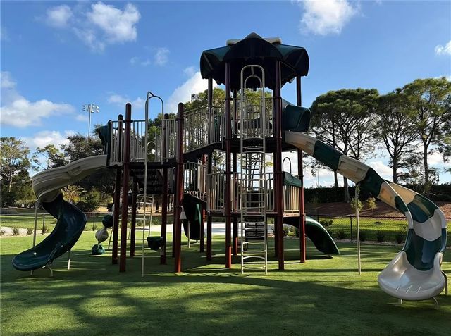 7051 CHATUM LIGHT RUN, Bradenton, FL 34212