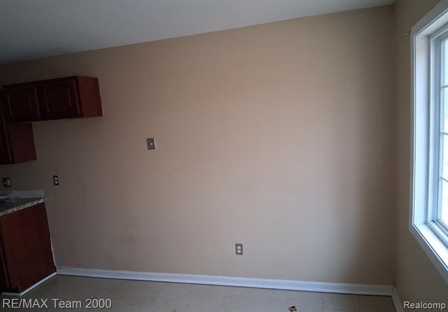 16235 Terrace Village Drive, Taylor, MI 48180