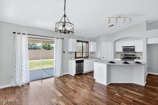 1401 E JEANNE Lane, San Tan Valley, AZ 85140