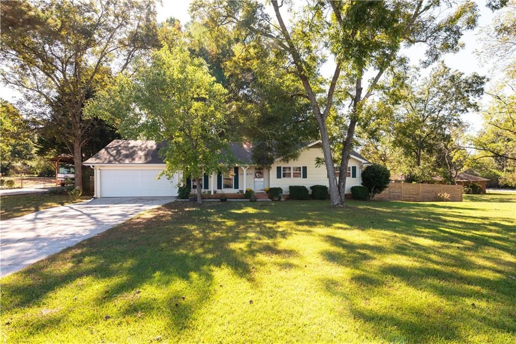 2598 Mountain View Road, Snellville, GA 30078